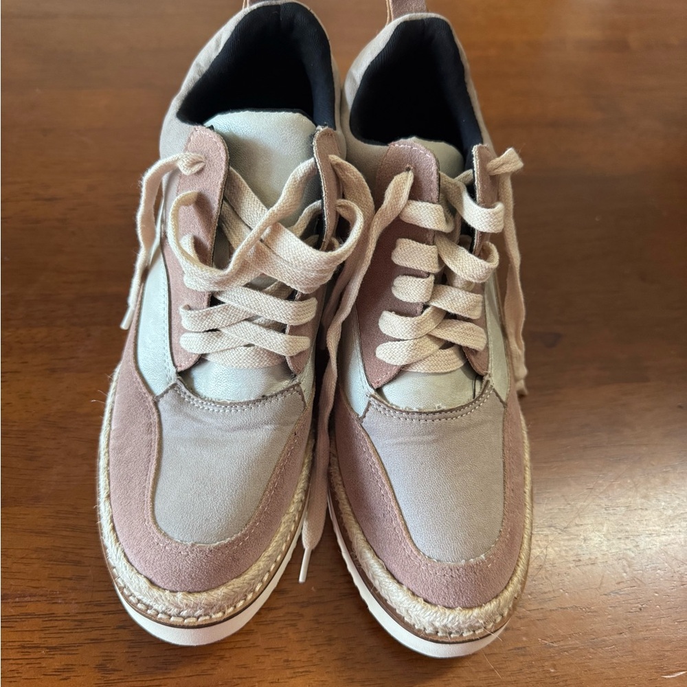 Mi.iM Women's Textured Platform Lace-up Trainer Sneakers in beige/pink suede